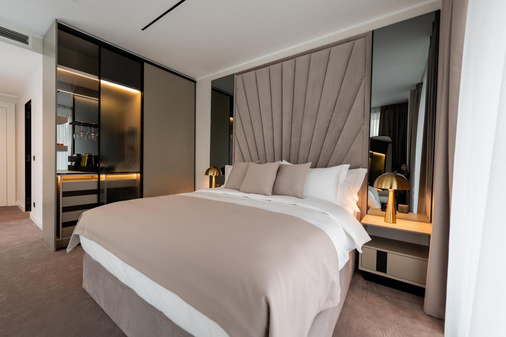 New Belgrade Premium Hotel Eksteriør bilde