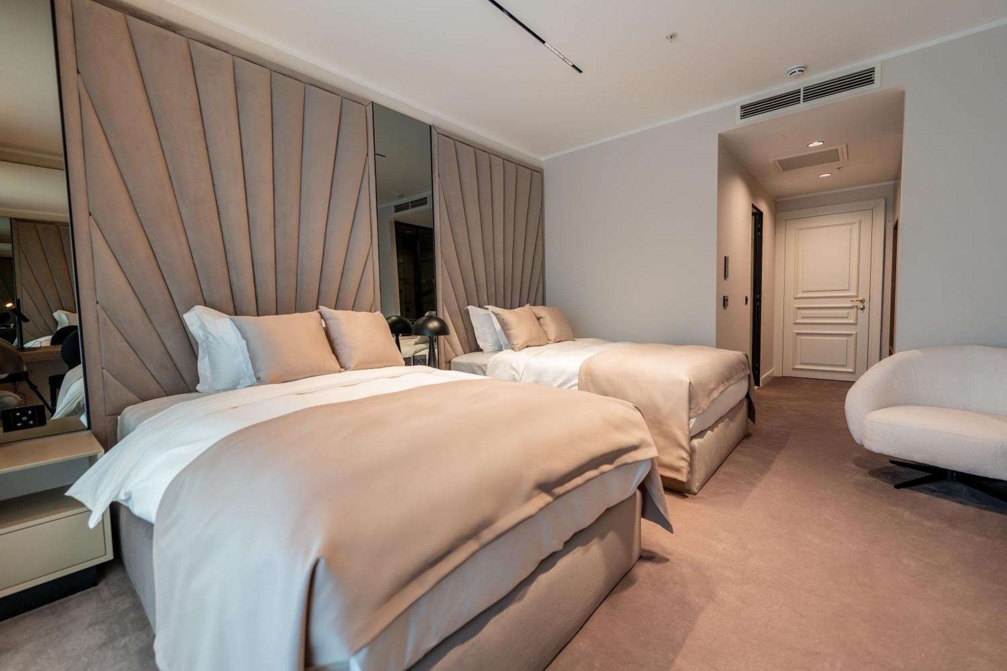 New Belgrade Premium Hotel Eksteriør bilde